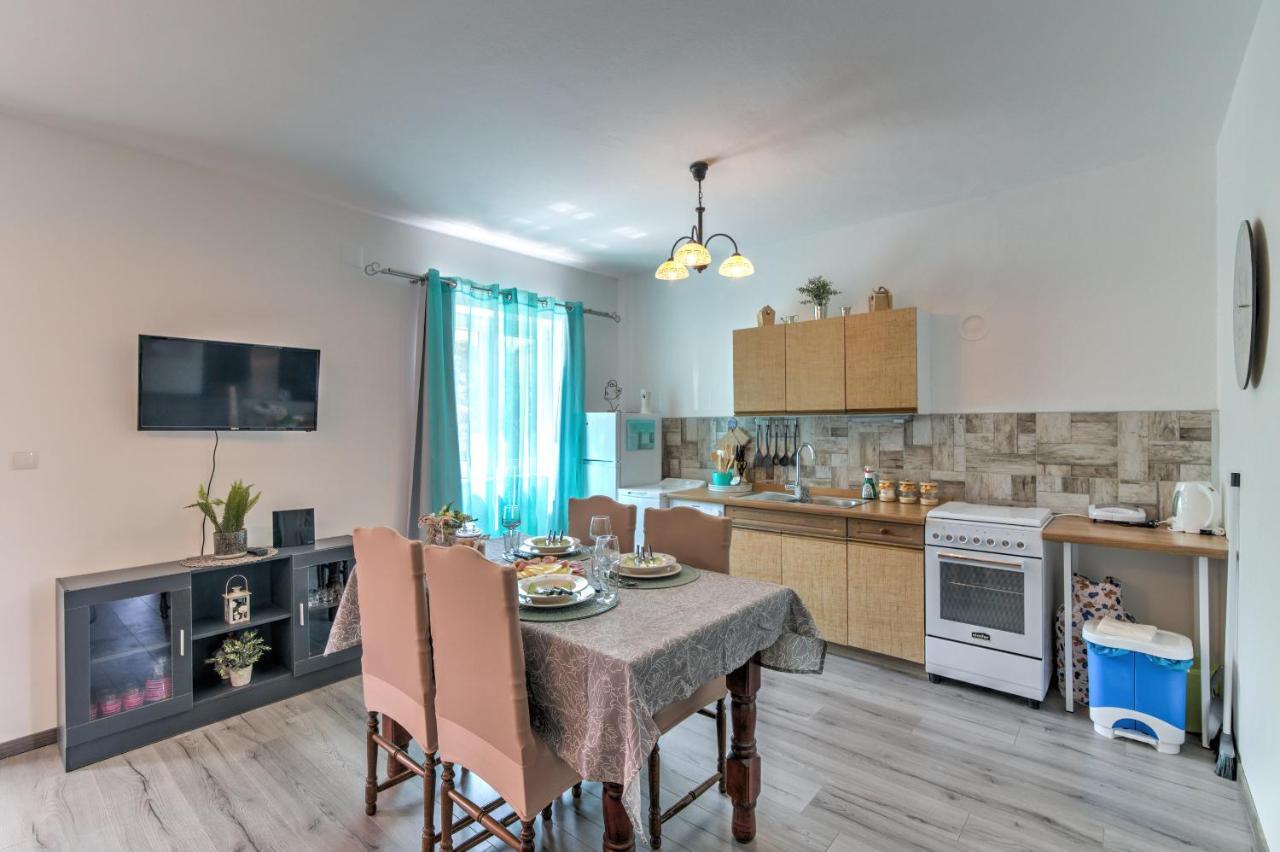 Apartman More Appartement Senj  Buitenkant foto