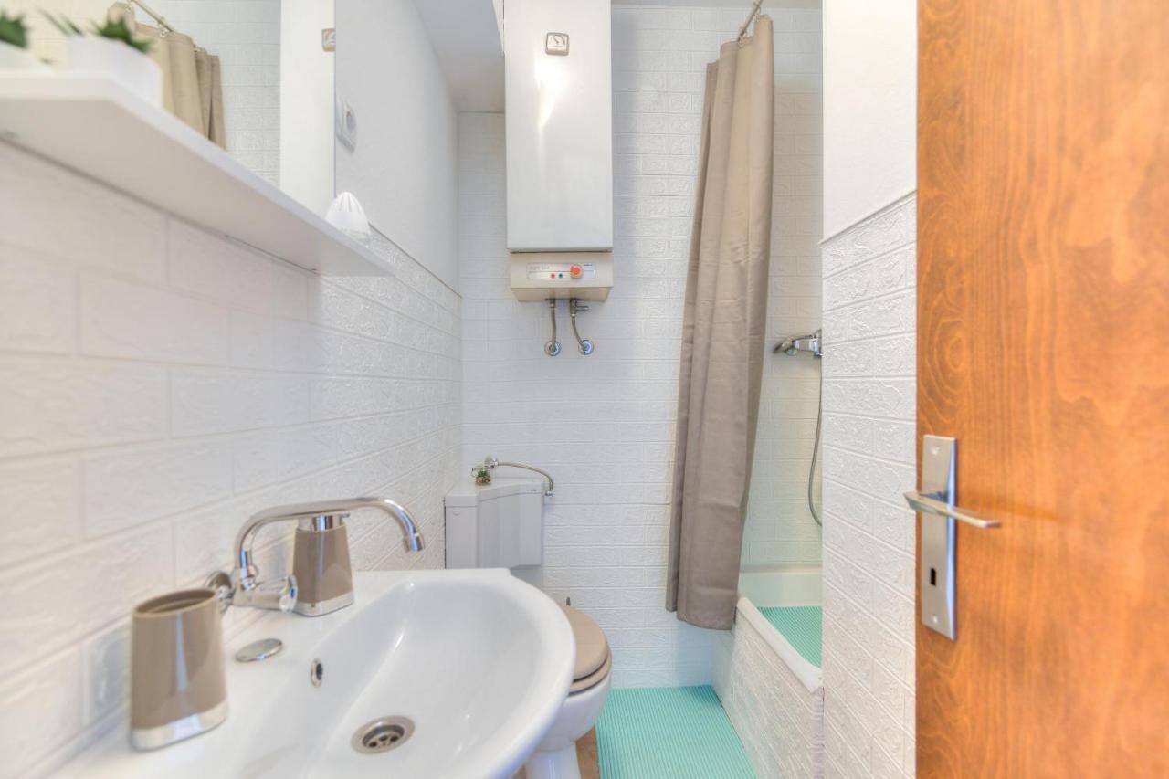 Apartman More Appartement Senj  Buitenkant foto